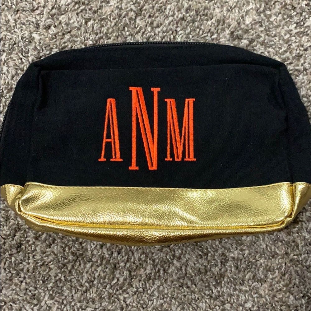 Makeup bag